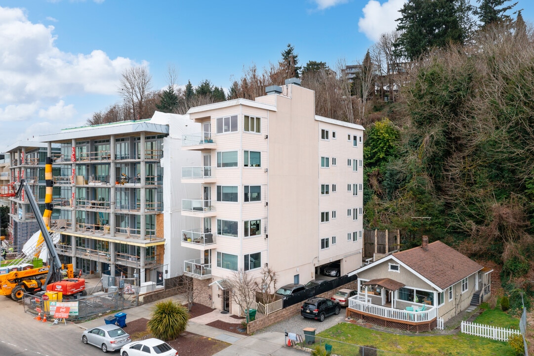 The Saltaire in Seattle, WA - Foto de edificio