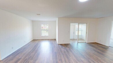 4232 SW Winslow St in Port St. Lucie, FL - Building Photo - Building Photo