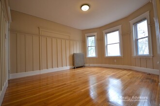 70 Brayton Rd, Unit 1 in Boston, MA - Building Photo - Building Photo