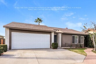 12303 Arenisca Verde Dr in Moreno Valley, CA - Foto de edificio - Building Photo