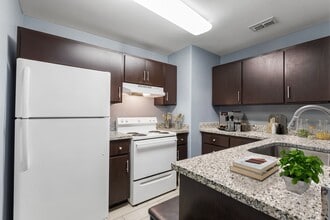 Stewart Apartments in Laredo, TX - Building Photo - Building Photo