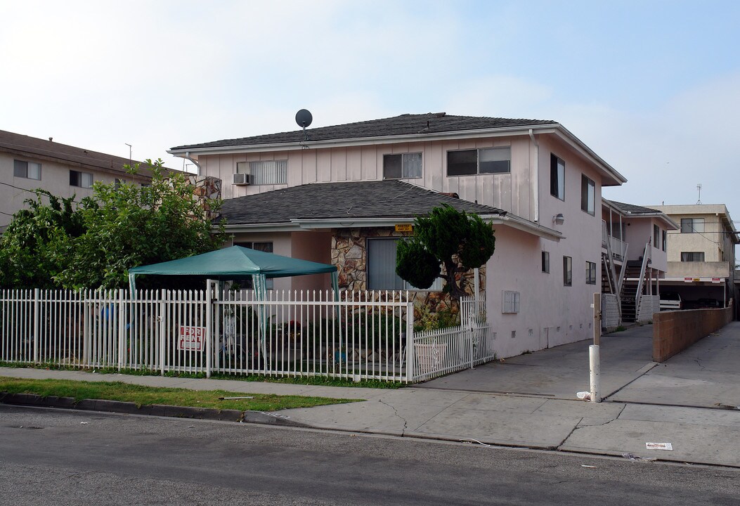 4042 W 139th in Hawthorne, CA - Foto de edificio