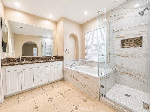property at 2365 W Canopy Ln