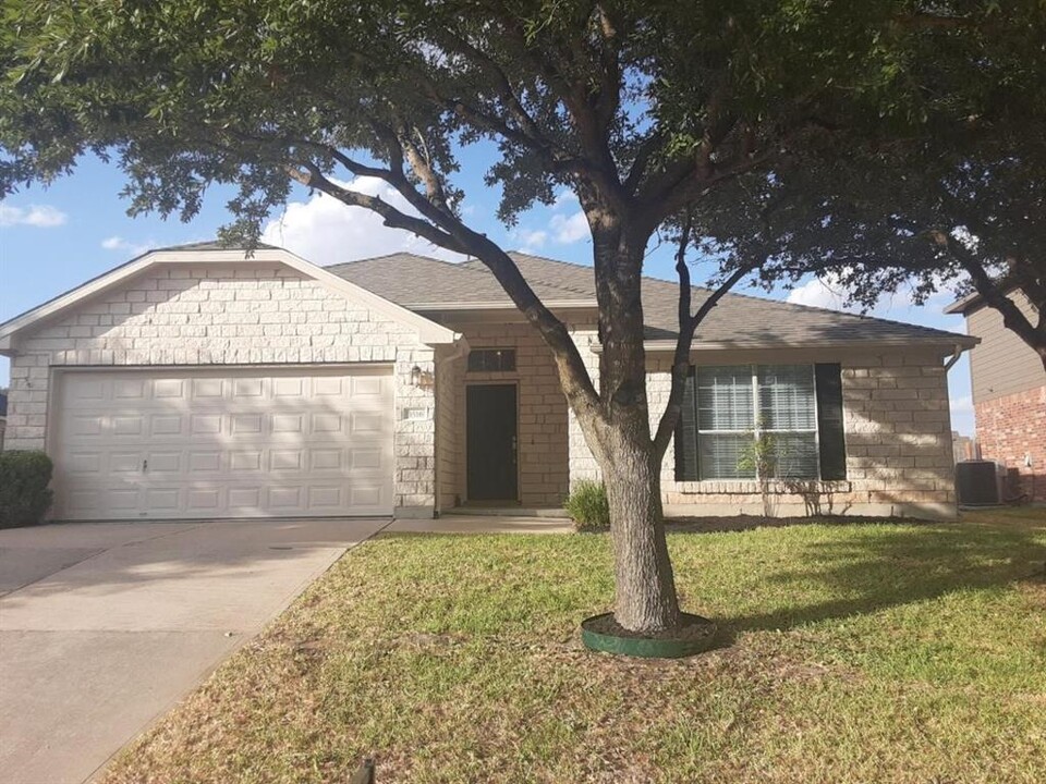 3516 Trickling Springs Way in Pflugerville, TX - Building Photo