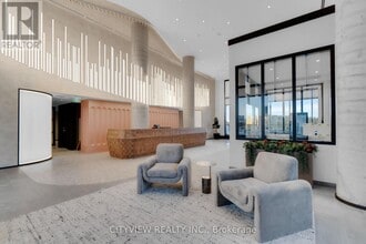 25 Wellington St S in Kitchener, ON - Building Photo - Building Photo