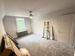 20 W Stratford Ave, Unit 3rd in Lansdowne, PA - Building Photo - Building Photo