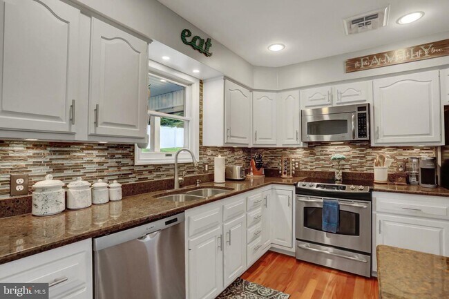 127 Mountainview Dr in Halifax, PA - Building Photo - Building Photo