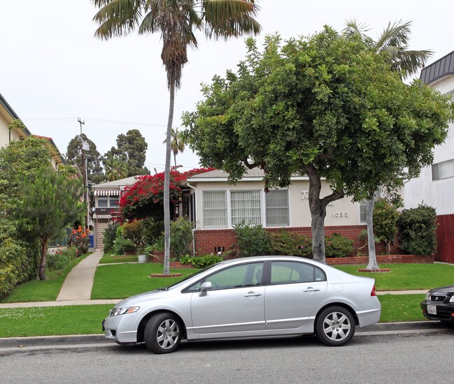 1031-1033 10th St in Santa Monica, CA - Building Photo - Building Photo