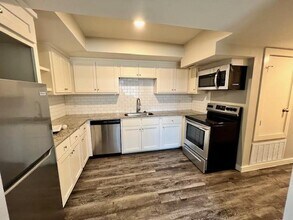 1130 N Turner Ave in Fayetteville, AR - Building Photo - Building Photo