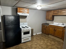 29 S 5th St in Columbia, PA - Building Photo