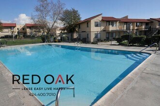 6601 Victoria Ave, Unit 326 in Highland, CA - Foto de edificio - Building Photo