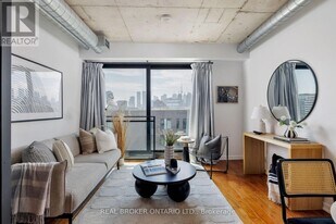 47 Lower River Street in Toronto, ON - Building Photo