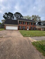 6753 Amersham Dr in Memphis, TN - Building Photo