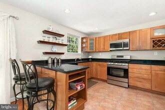 322 Woonsockett Ln in Silver Spring, MD - Building Photo - Building Photo