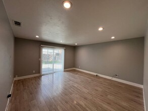 4409 Brandt Way in North Highlands, CA - Building Photo - Building Photo
