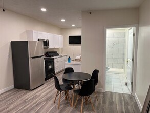 110 N 300 E, Unit Fully Furnished Internet in Richfield, UT - Foto de edificio - Building Photo