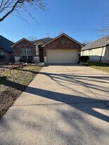 11124 Friendship Dr in Austin, TX - Building Photo