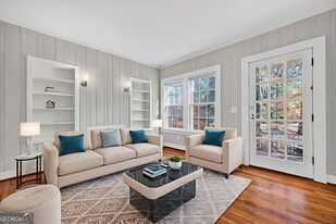 444 Burlington Rd NE in Atlanta, GA - Building Photo