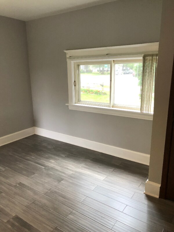 504 8th St NW in Faribault, MN - Building Photo - Building Photo
