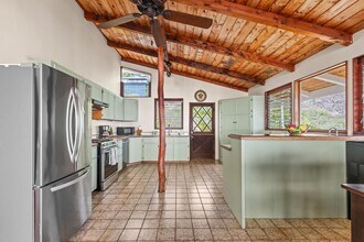 87-3179-3179 Kihikihi Rd in Captain Cook, HI - Building Photo - Building Photo