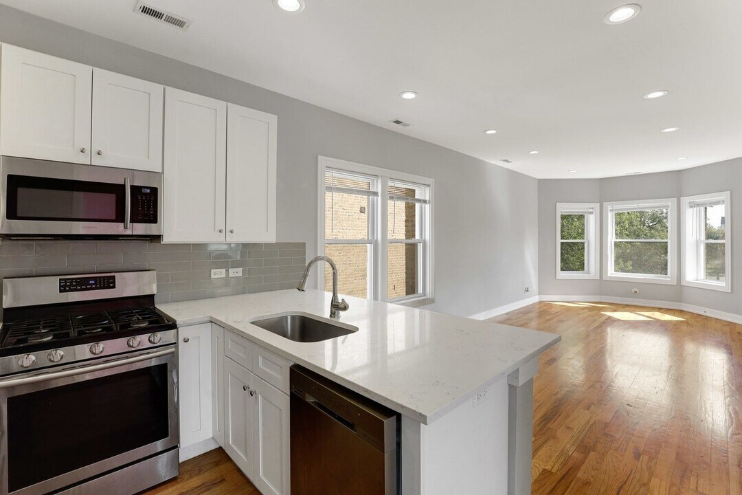 3622 W Franklin Blvd in Chicago, IL - Building Photo