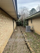 1714 Aberdeen Dr in Arlington, TX - Building Photo - Building Photo