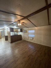 410 North St in Kyle, TX - Foto de edificio - Building Photo