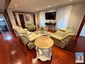 1732 Eldonlas Ct in Stone Mountain, GA - Foto de edificio - Building Photo