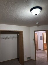 37 Appleway Dr in Kalispell, MT - Foto de edificio - Building Photo