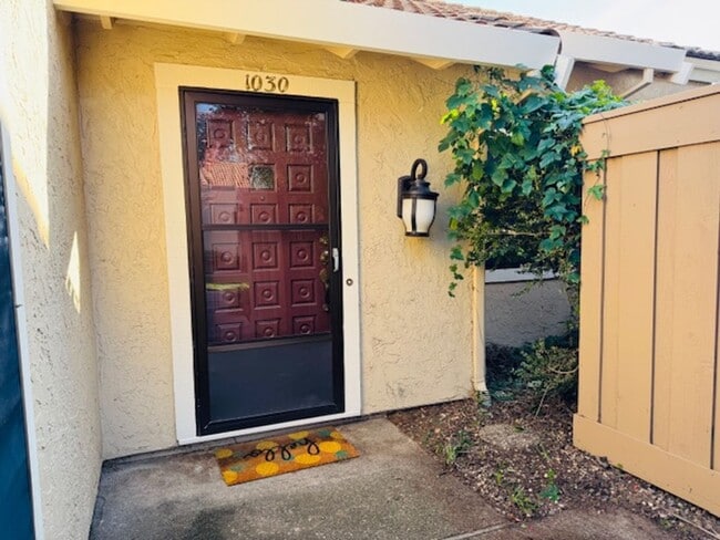 1030 Sheppard Rd in Walnut Creek, CA - Building Photo - Building Photo