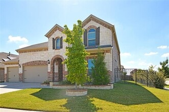 10021 Farmland Dr in Frisco, TX - Building Photo - Building Photo
