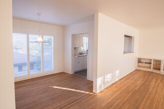 306 Mockingbird Ln in South Pasadena, CA - Building Photo - Building Photo