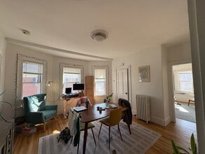 186 Arborway, Unit 3 in Boston, MA - Building Photo - Building Photo