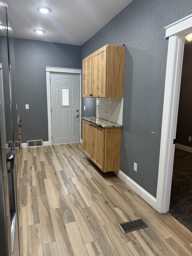 226 Ferry St in Eau Claire, WI - Building Photo - Building Photo