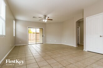 15293 W Morning Glory St in Goodyear, AZ - Building Photo - Building Photo