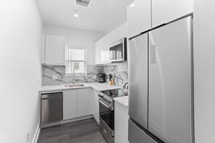 935 S Howard Ave in Tampa, FL - Building Photo