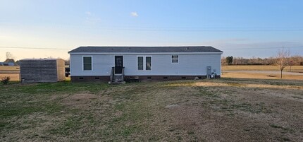 114 Pittman Rd in Hubert, NC - Building Photo - Building Photo