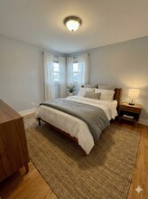 7344 W Belmont Ave in Chicago, IL - Foto de edificio - Building Photo