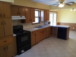 1846 S Newton Ave in Springfield, MO - Building Photo - Building Photo