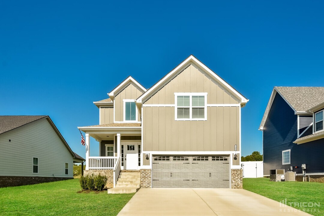 7398 Winding Way in Pleasant View, TN - Building Photo