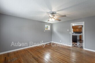 1214 Helena Dr in Chattanooga, TN - Building Photo - Building Photo