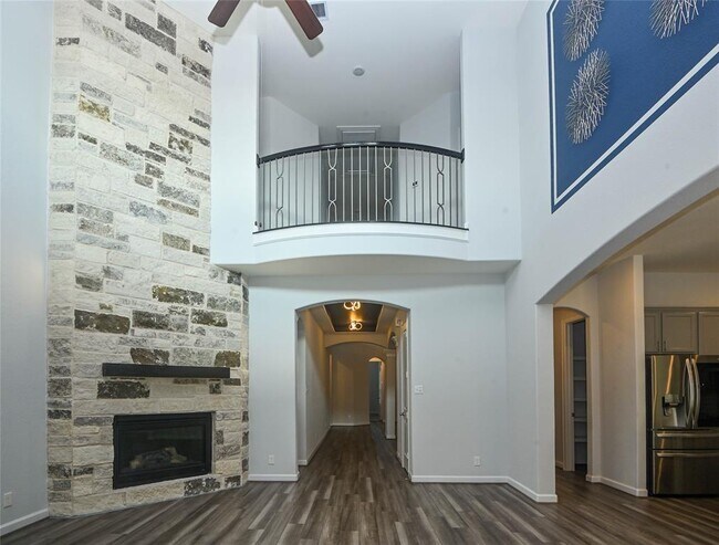 6611 Eastchester Dr in Katy, TX - Building Photo - Building Photo