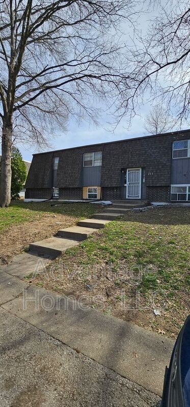property at 711 N 70th St