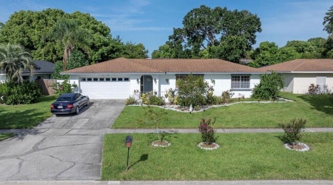 property at 514 Spring Oaks Blvd