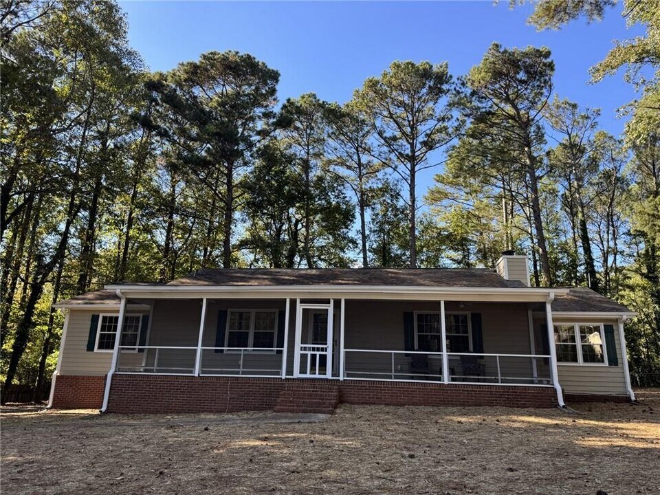 361 Buck Ct in Suwanee, GA - Building Photo