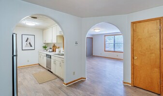 Emerald Lake in Elizabeth City, NC - Building Photo