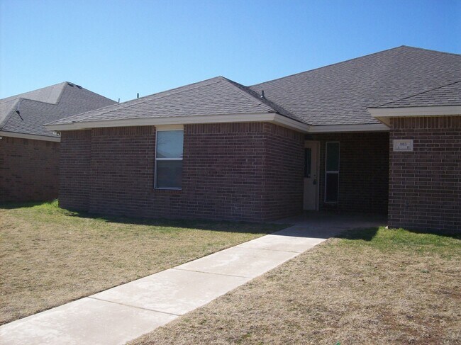 803 N Bangor Ave in Lubbock, TX - Building Photo - Building Photo