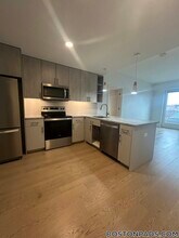 55 Brighton Ave, Unit 207 in Boston, MA - Foto de edificio - Building Photo