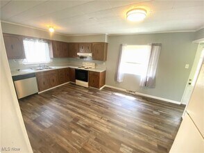 2708 Cleveland Ave in Steubenville, OH - Foto de edificio - Building Photo