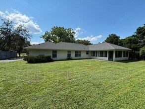 360 Vincent Dr in Mount Dora, FL - Building Photo - Building Photo